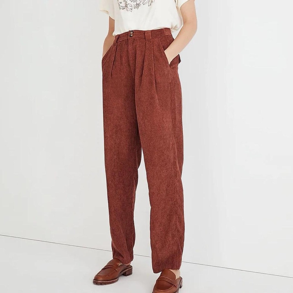 Madewell Corduroy High-Rise Taper Pants in Dusty Redwood
